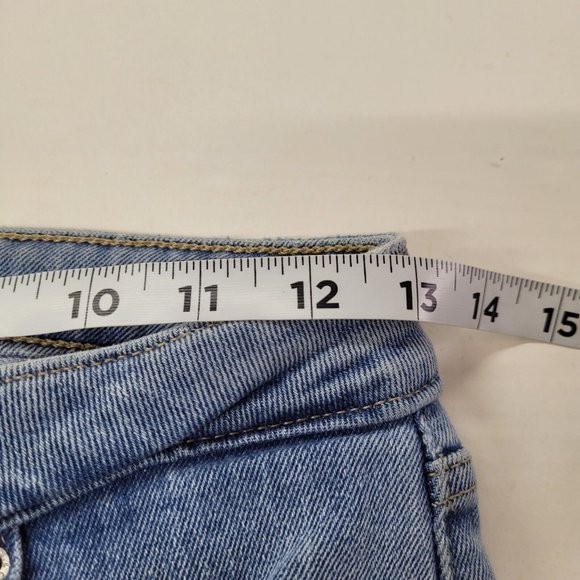 Levis Jeans Womens 721 High Rise Skinny Size 26 Light Blue 5-Pocket Stretch - Picture 9 of 14